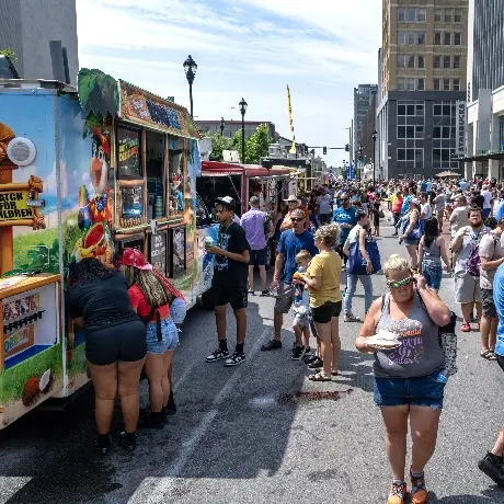 Food trucks at Jeep Fest